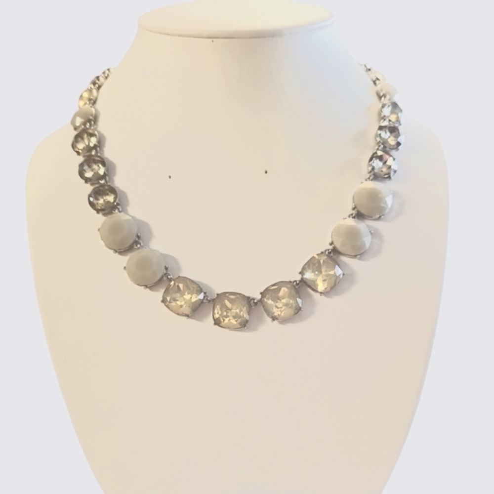 Elegant Silver and Cream Necklace